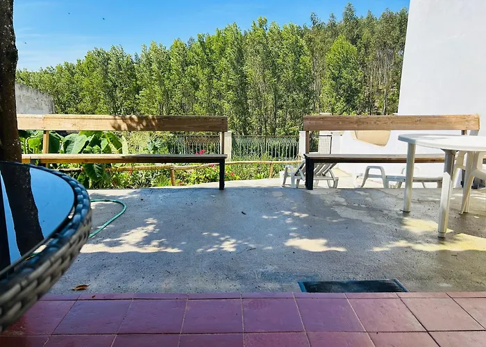 Mae Carril 샬레 칼다스하이냐